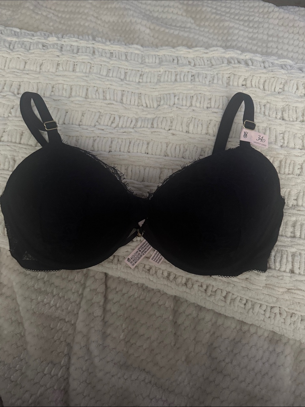 NWT VS Very Sexy Low Cut Demi Bra